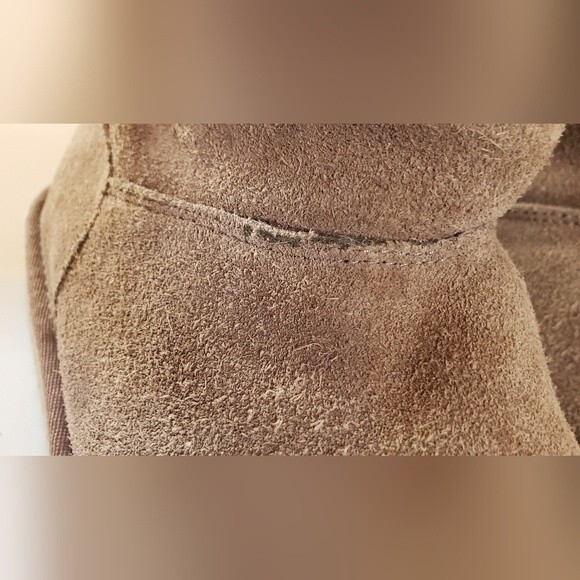 Koolaburra by Ugg Jaelyn Mini Gray/Brown Suede Boot - Picture 11 of 12